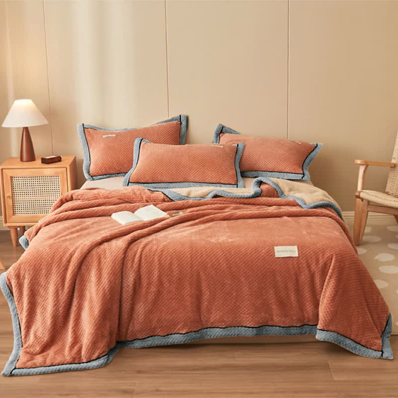 Solid Color Soft Fleece Blanket – Cozy, Warm & Lightweight