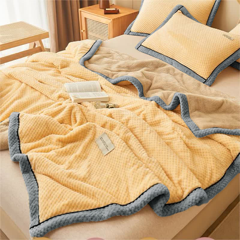 Solid Color Soft Fleece Blanket – Cozy, Warm & Lightweight