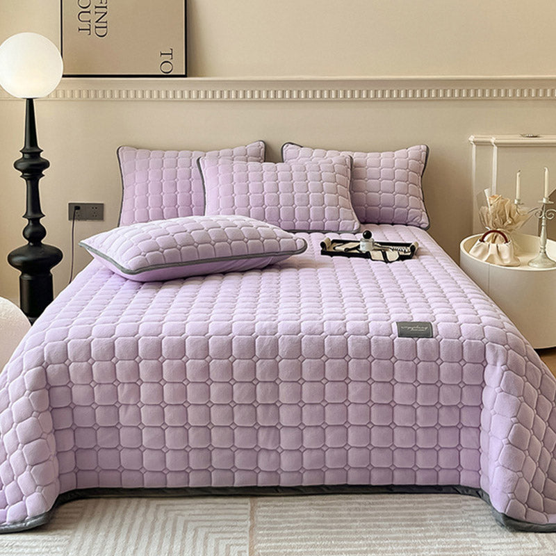 Soft Quilted Throw Blanket – Modern Square Pattern Design