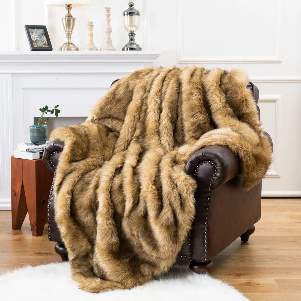 Plush Faux Fur Blanket – Ultimate Comfort & Elegance for Your Home