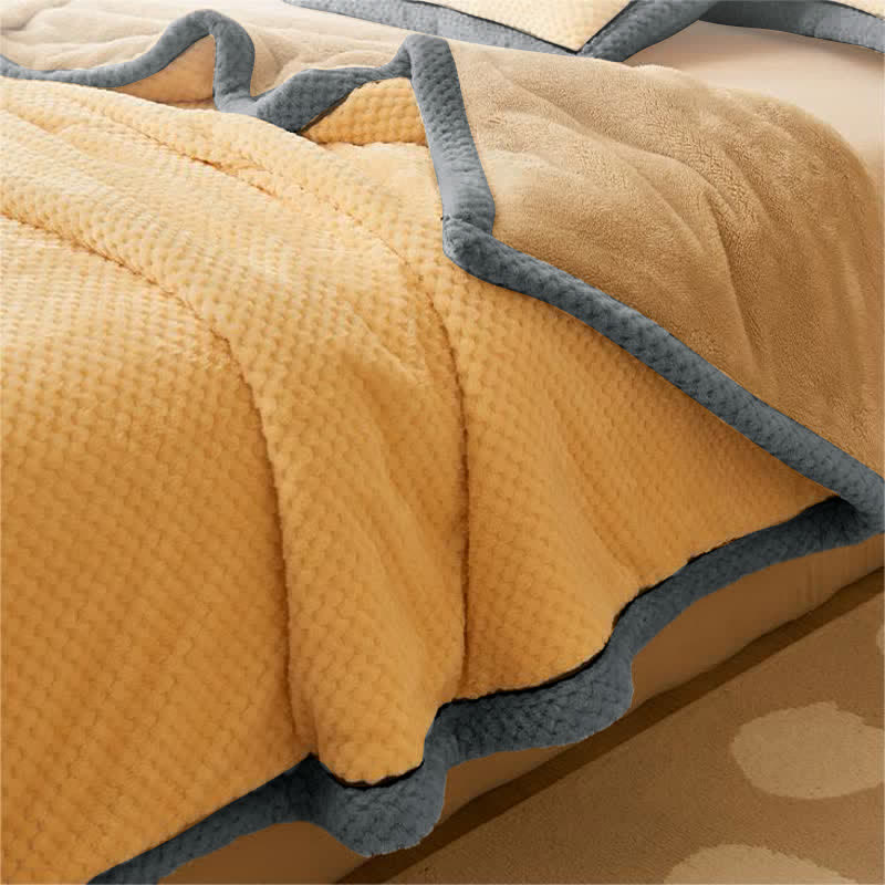 Solid Color Soft Fleece Blanket – Cozy, Warm & Lightweight