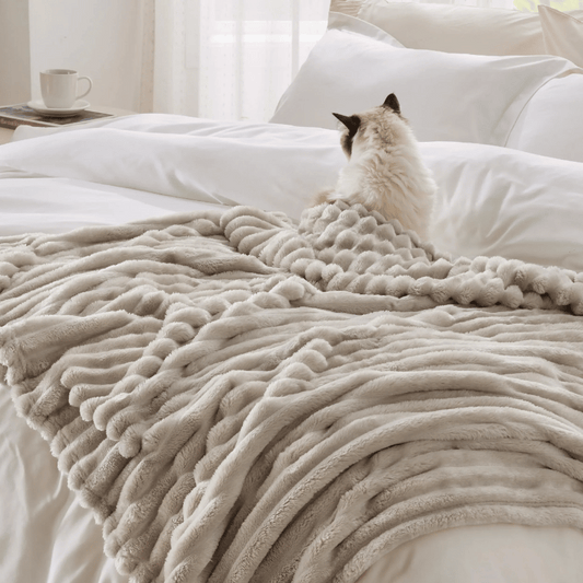 Warm Fleece Blanket for Home | Soft & Cozy Throw