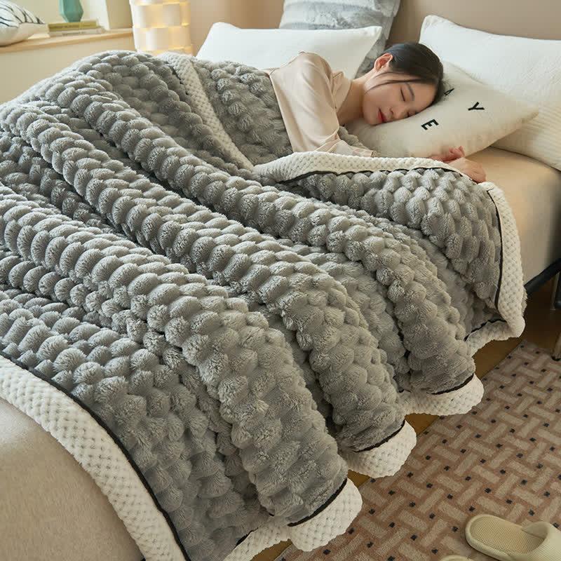 Thick Coral Fleece Throw Blanket – Soft, Warm & Reversible Design