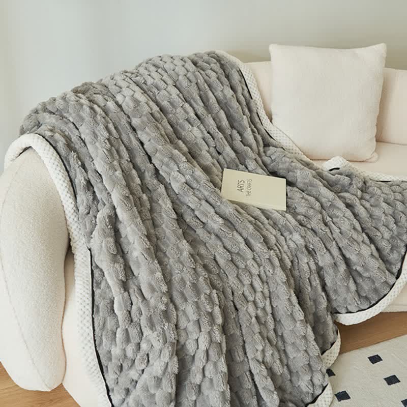 Thick Coral Fleece Throw Blanket – Soft, Warm & Reversible Design