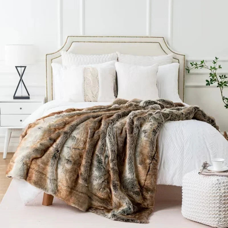 Luxury Faux Fur Throw Blanket – Soft & Cosy for Australian Homes