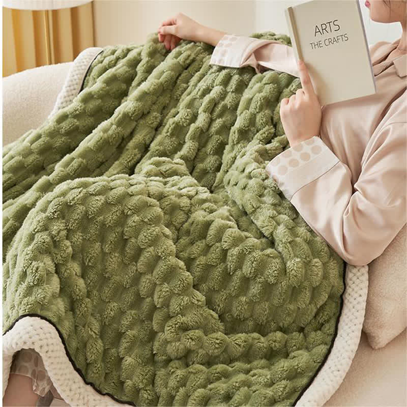 Thick Coral Fleece Throw Blanket – Soft, Warm & Reversible Design