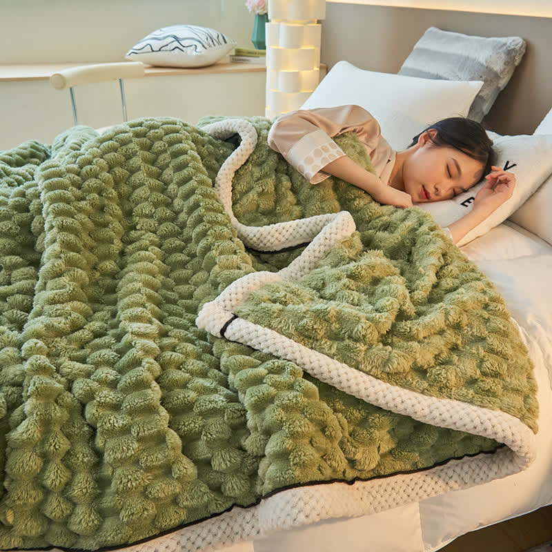 Thick Coral Fleece Throw Blanket – Soft, Warm & Reversible Design