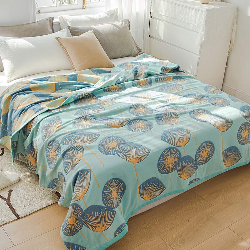 Dandelion Print Cotton Quilt – Soft, Breathable & Reversible Design