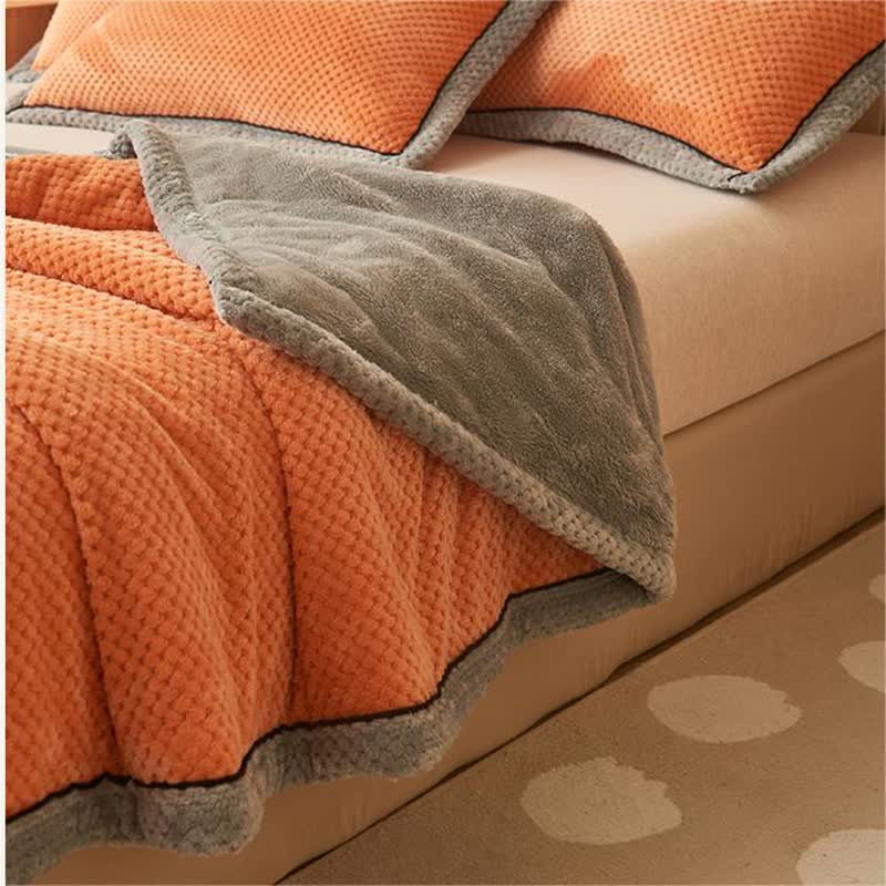 Solid Color Soft Fleece Blanket – Cozy, Warm & Lightweight