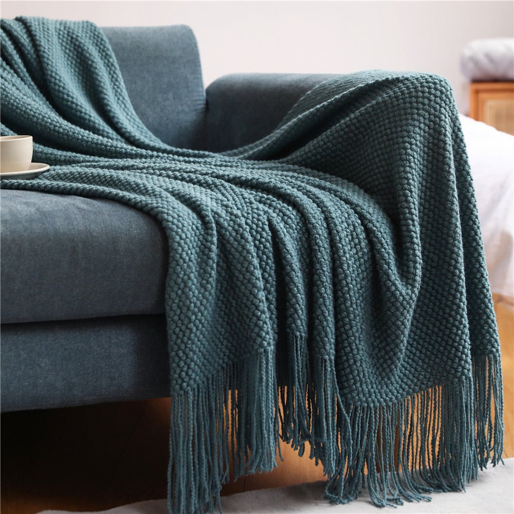 Nordic Knitted Throw Blanket – Soft & Cozy Decorative Blanket