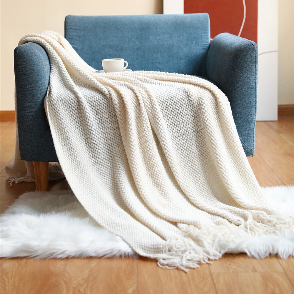 Nordic Knitted Throw Blanket – Soft & Cozy Decorative Blanket